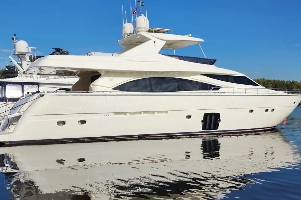 Ferretti 830 (2010) 2010 Ferretti Yachts 830 Yacht For Sale in Istanbul Ferretti 830 (2010) 2010 Ferretti Yachts 830 Yacht For Sale in Istanbul