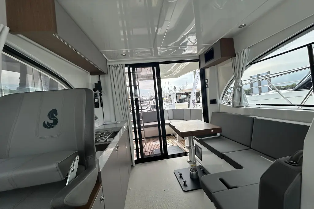  2025 Beneteau Antares 11 Fly Yacht For Sale in Norwalk CT