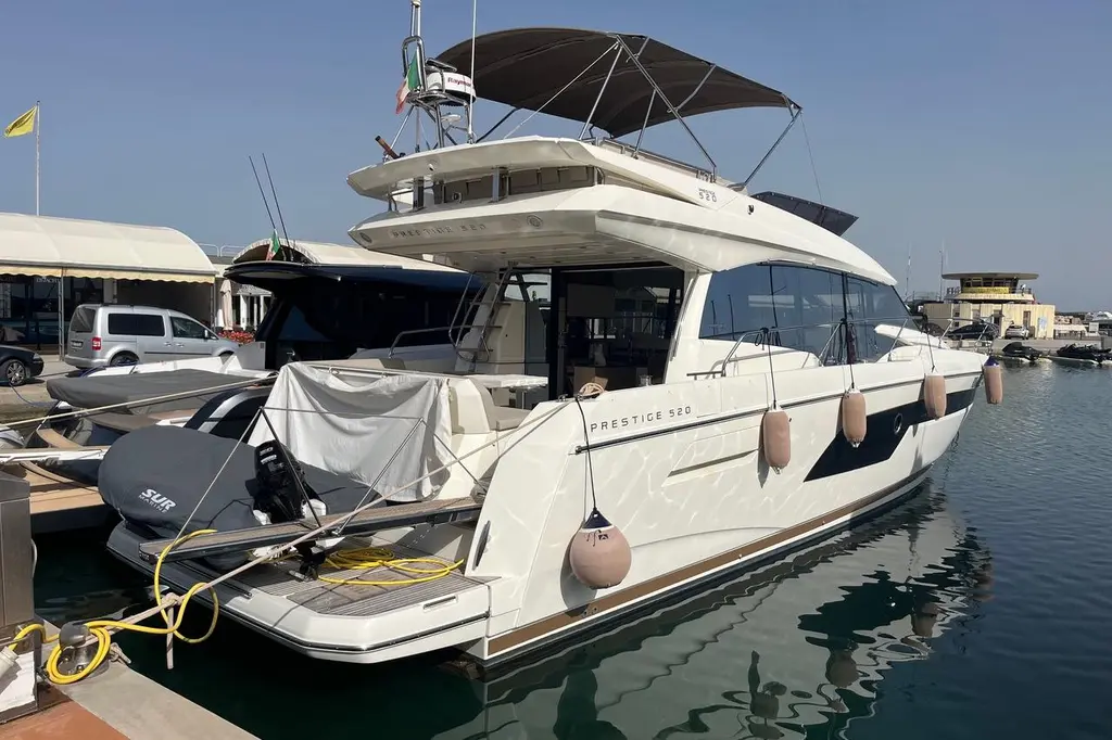  2018 Prestige 520 Yacht For Sale in Monte Argentario IT-GR