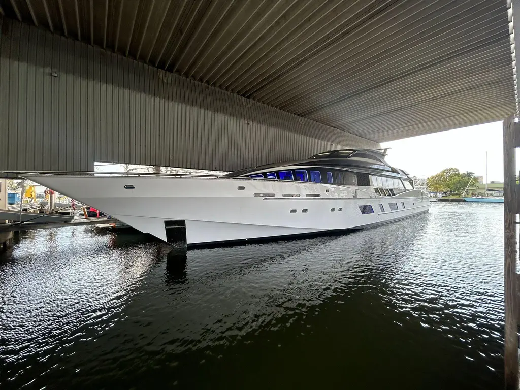 1992/2016 Heesen Motor Yacht 1992 Heesen 141 Motor Yacht Yacht For Sale in Fort Lauderdale FL 1992/2016 Heesen Motor Yacht 1992 Heesen 141 Motor Yacht Yacht For Sale in Fort Lauderdale FL