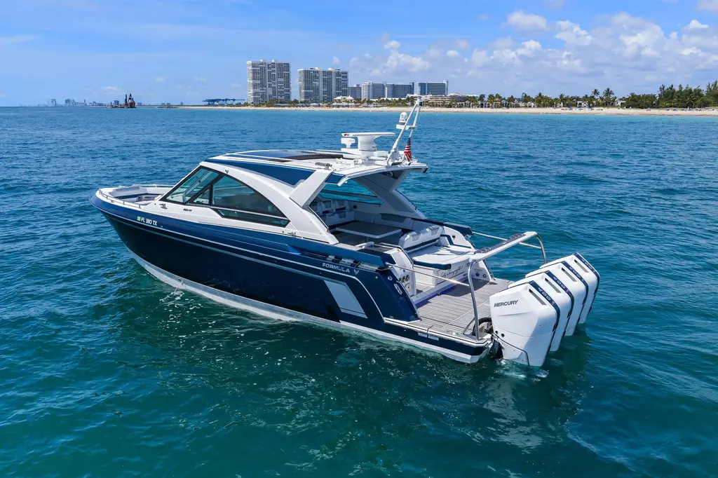 Lady Champagne II 2025 Formula 400 Super Sport Crossover Yacht For Sale in Fort Lauderdale FL