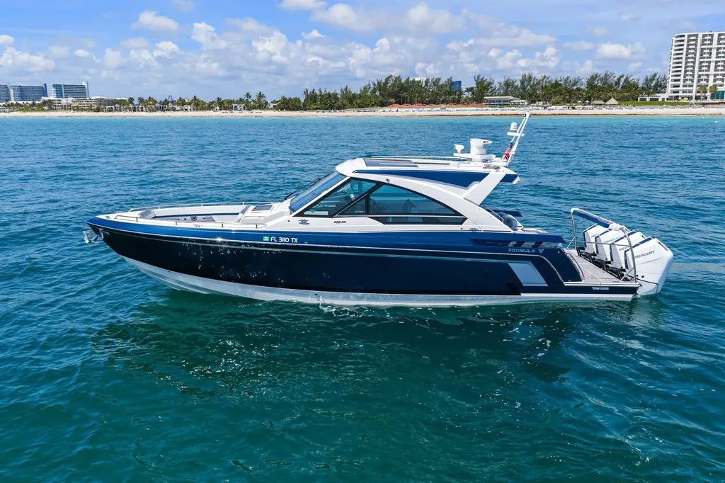 Lady Champagne II 2025 Formula 400 Super Sport Crossover Yacht For Sale in Fort Lauderdale FL