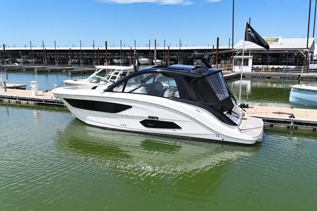 2024 Sea Ray Sundancer 370 Yacht For Sale in Lewisville TX 2024 Sea Ray Sundancer 370 Yacht For Sale in Lewisville TX