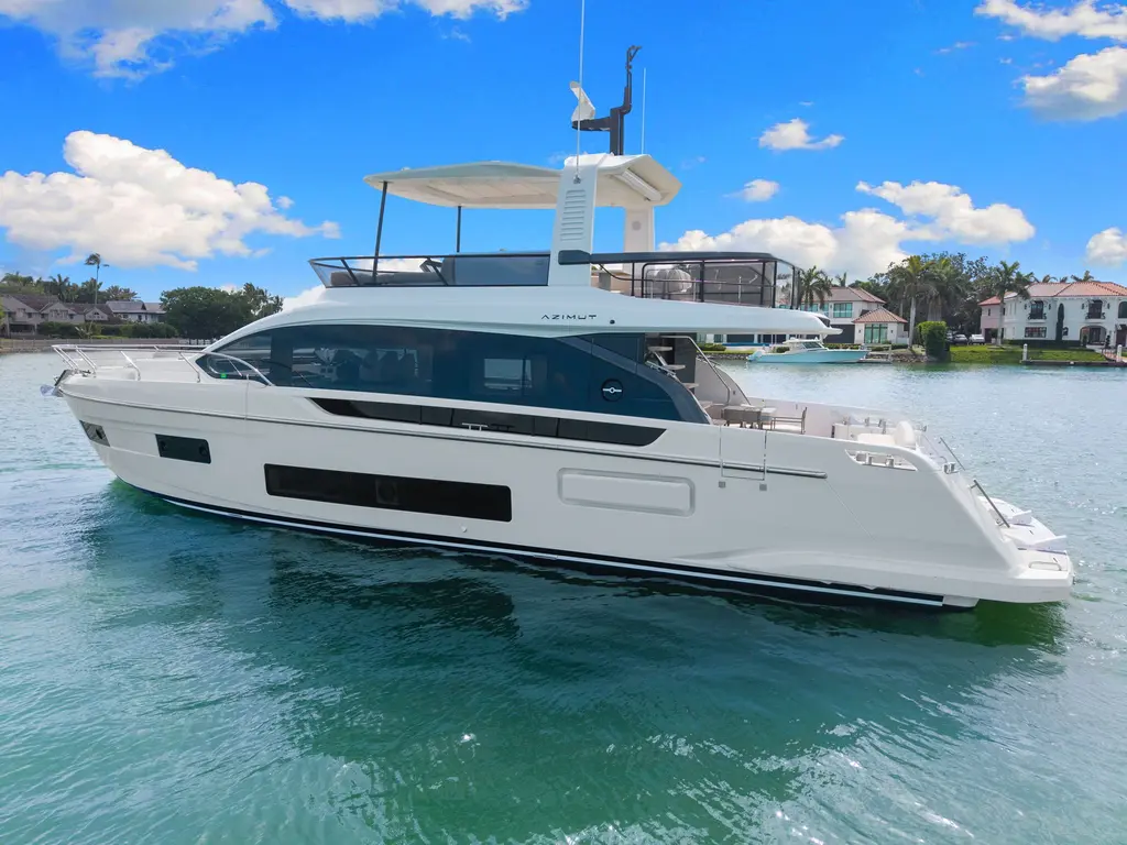 2026 Azimut Fly 62 Yacht For Sale in Naples FL 2026 Azimut Fly 62 Yacht For Sale in Naples FL