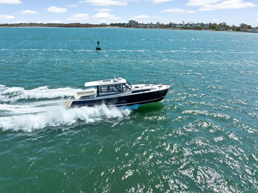 2025 MJM Yachts 42 Yacht For Sale in Quincy MA 2025 MJM Yachts 42 Yacht For Sale in Quincy MA