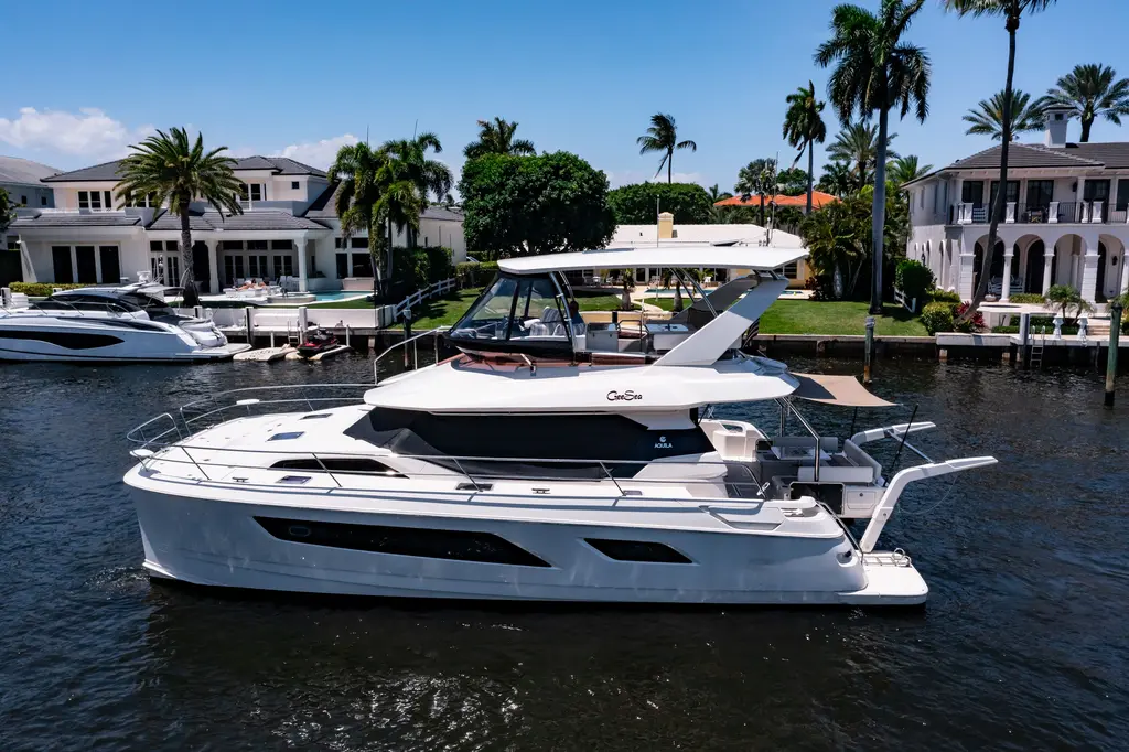 Gee Sea 2017 Aquila 44 Yacht Yacht For Sale in Pompano Beach FL Gee Sea 2017 Aquila 44 Yacht Yacht For Sale in Pompano Beach FL