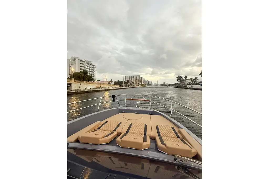2027 HANOVER 387 MOONSTONE GRAY EDITION 2027 387 Yacht For Sale in Fort Lauderdale FL 2027 HANOVER 387 MOONSTONE GRAY EDITION 2027 387 Yacht For Sale in Fort Lauderdale FL