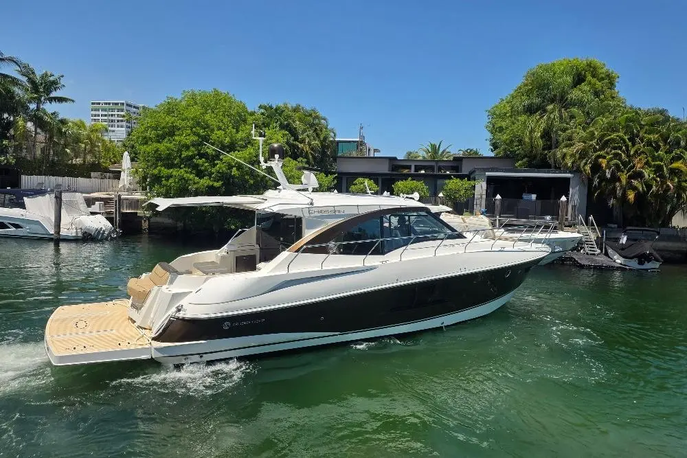 Chassan 2016 Cruisers Yachts 45 Cantius Yacht For Sale in North Miami FL Chassan 2016 Cruisers Yachts 45 Cantius Yacht For Sale in North Miami FL