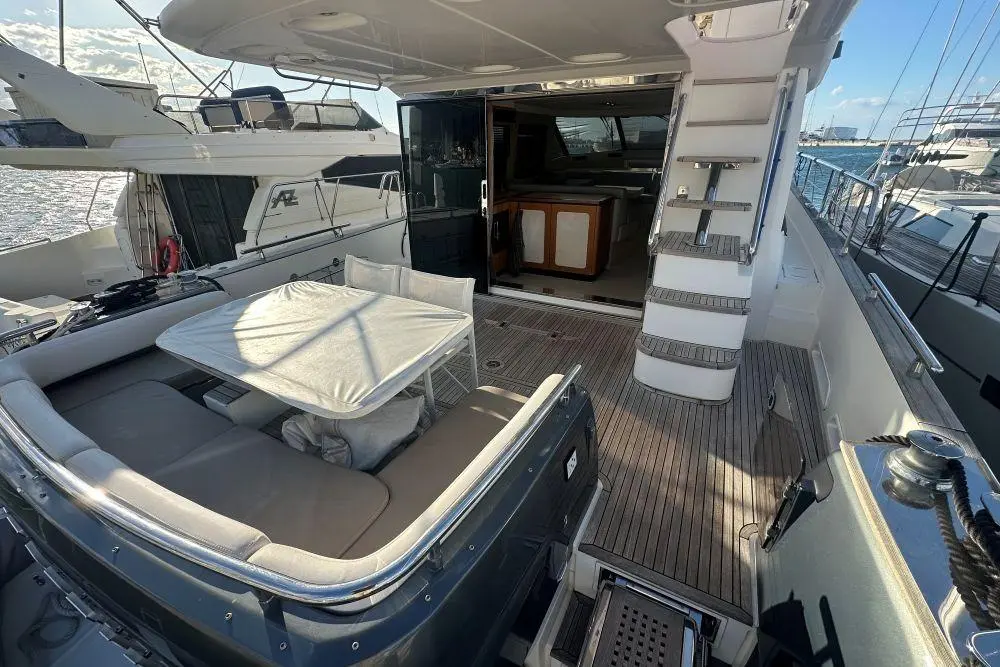 2013 Azimut Magellano 50 Yacht For Sale in Dénia 2013 Azimut Magellano 50 Yacht For Sale in Dénia