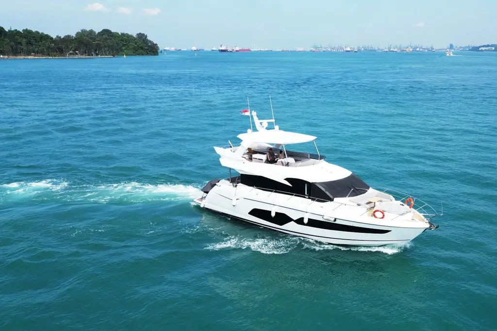 EXCELLENCE 2019 Sunseeker Manhattan 66 Yacht For Sale in Singapore EXCELLENCE 2019 Sunseeker Manhattan 66 Yacht For Sale in Singapore