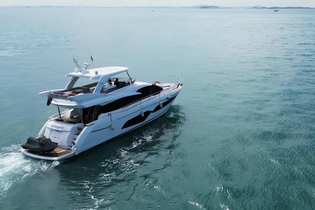 EXCELLENCE 2019 Sunseeker Manhattan 66 Yacht For Sale in Singapore EXCELLENCE 2019 Sunseeker Manhattan 66 Yacht For Sale in Singapore