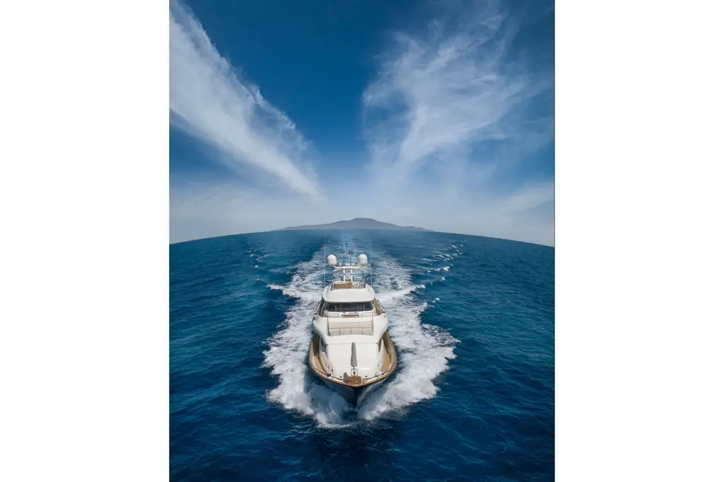 HAG 2007 Custom Line Navetta 30 Yacht For Sale in Palaio Faliro HAG 2007 Custom Line Navetta 30 Yacht For Sale in Palaio Faliro