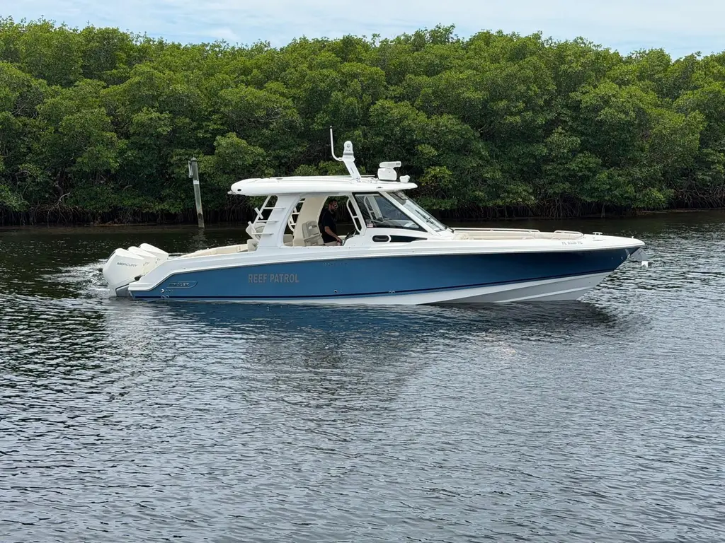 2022 boston whaler 350 realm key largo florida for sale