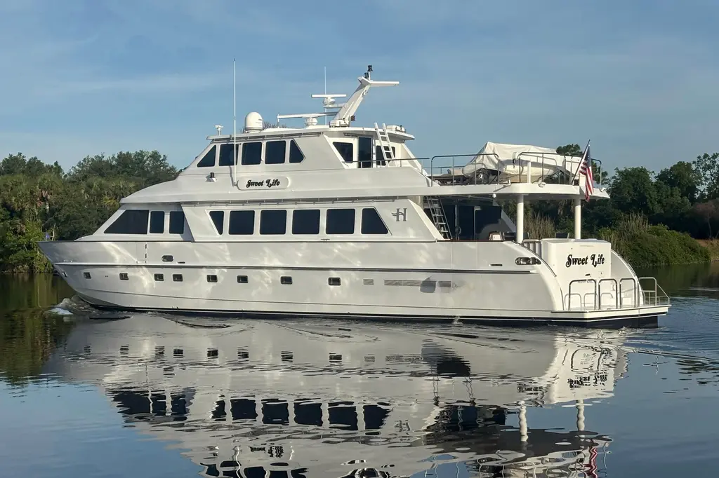 Sweet T 2001 Hargrave 94 Yacht For Sale in Stuart FL Sweet T 2001 Hargrave 94 Yacht For Sale in Stuart FL