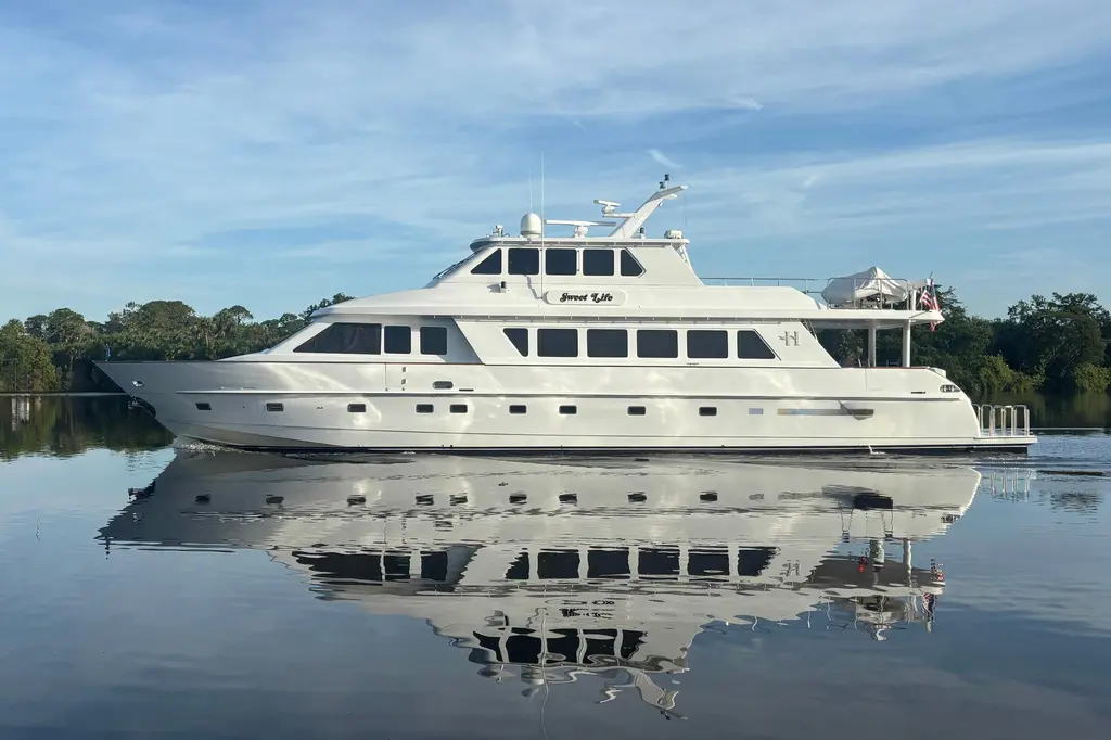 Sweet T 2001 Hargrave 94 Yacht For Sale in Stuart FL Sweet T 2001 Hargrave 94 Yacht For Sale in Stuart FL