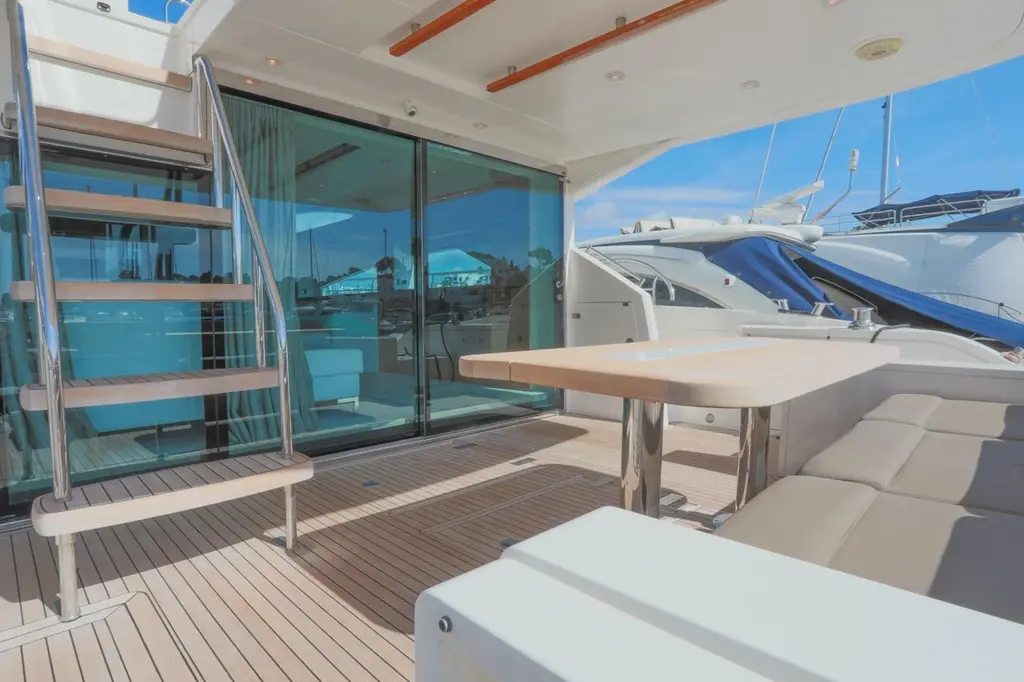 2010 Fairline Squadron 65 Yacht For Sale in Cala d'or 2010 Fairline Squadron 65 Yacht For Sale in Cala d'or