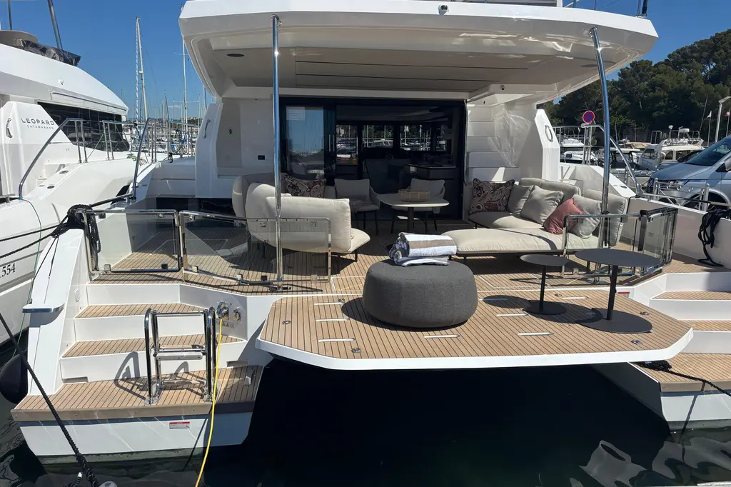 B5143 2026 Leopard 53 Powercat Yacht For Sale in Saint-Rapha?l 83 B5143 2026 Leopard 53 Powercat Yacht For Sale in Saint-Rapha?l 83