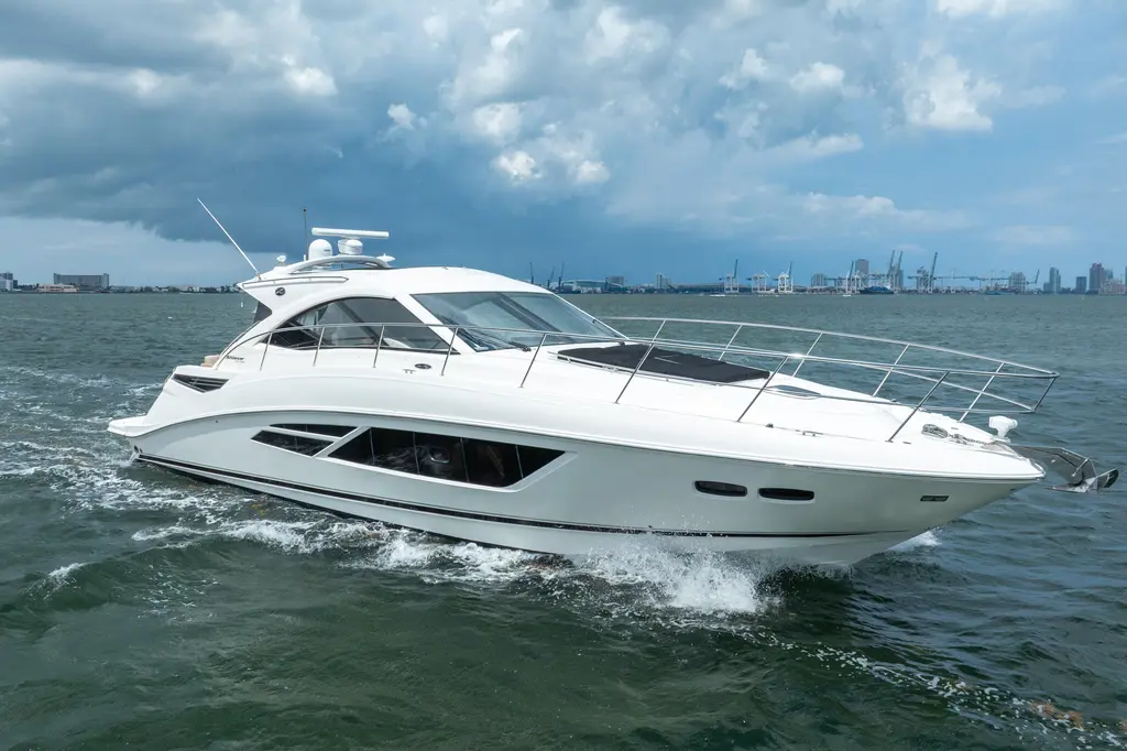  2017 Sea Ray Sundancer 510 Yacht For Sale in Miami FL