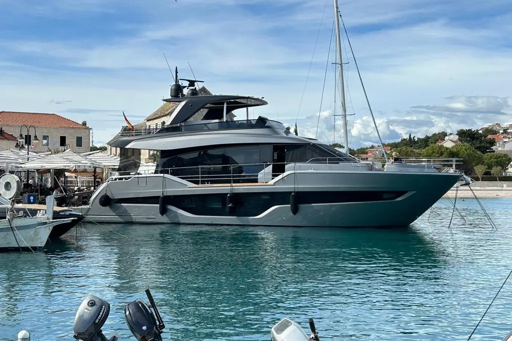  2024 Cranchi Sessantasette 67 Yacht For Sale in Zadar 