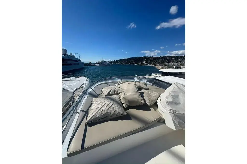 2005 Abacus Marine ABACUS 62 Yacht For Sale in Cannes 2005 Abacus Marine ABACUS 62 Yacht For Sale in Cannes
