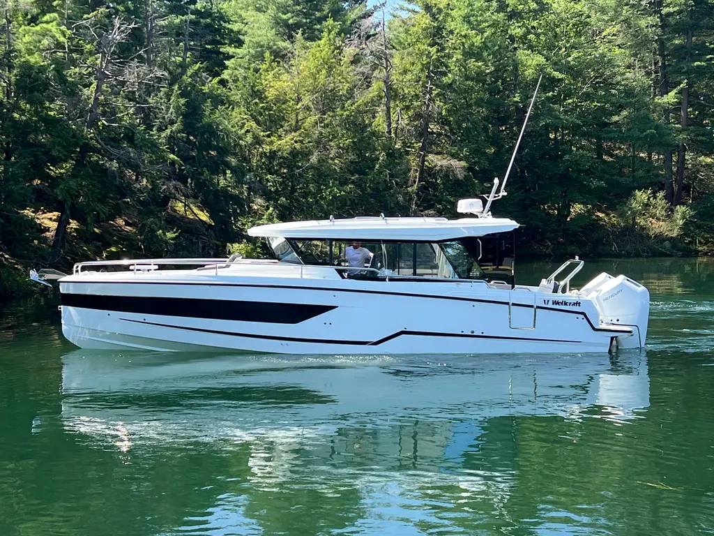 2024 Wellcraft 355 Commuter Yacht For Sale in Alexandria Bay NY 2024 Wellcraft 355 Commuter Yacht For Sale in Alexandria Bay NY
