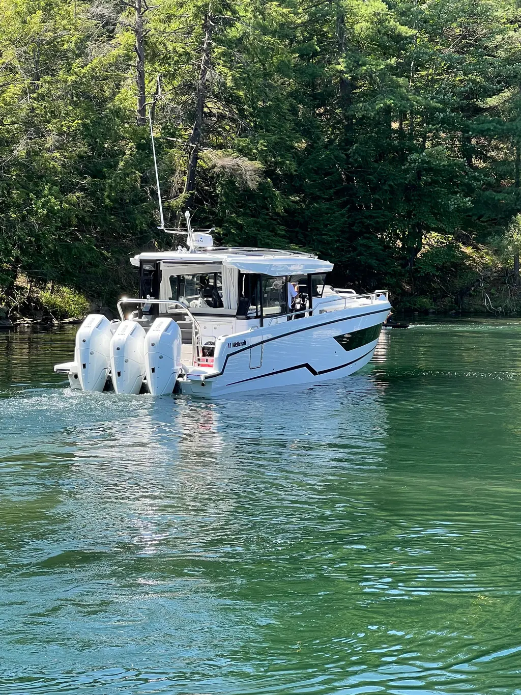 2024 Wellcraft 355 Commuter Yacht For Sale in Alexandria Bay NY 2024 Wellcraft 355 Commuter Yacht For Sale in Alexandria Bay NY