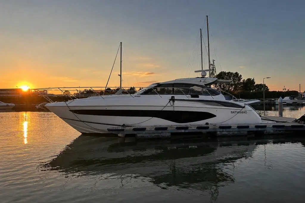  2021 Princess V50 Yacht For Sale in Jesolo IT-VE