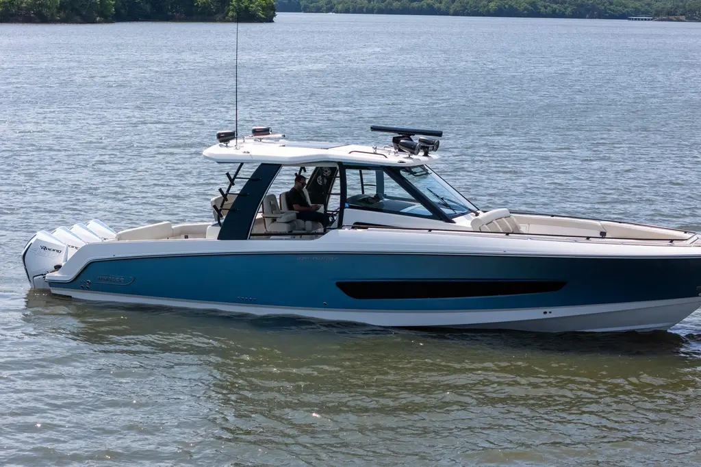 FAST MONEY 2021 Boston Whaler 420 Outrage Yacht For Sale in Osage Beach MO FAST MONEY 2021 Boston Whaler 420 Outrage Yacht For Sale in Osage Beach MO
