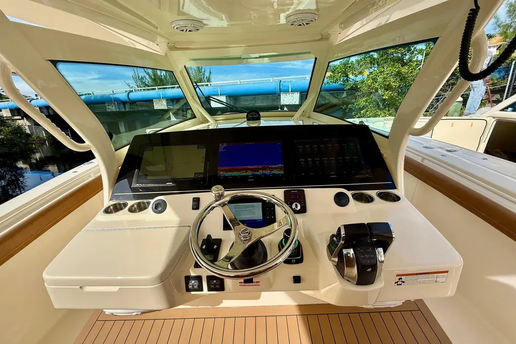 2020 Scout 420 LXF Yacht For Sale in Fort Lauderdale FL 2020 Scout 420 LXF Yacht For Sale in Fort Lauderdale FL