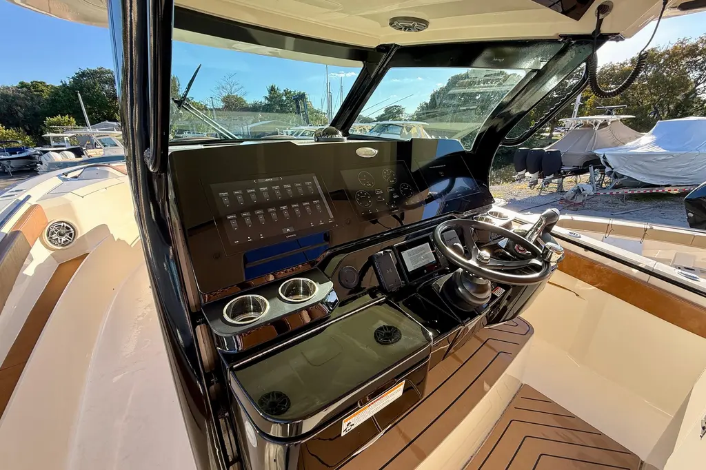 2023 Scout 377 LXF Yacht For Sale in Key Colony Beach FL 2023 Scout 377 LXF Yacht For Sale in Key Colony Beach FL