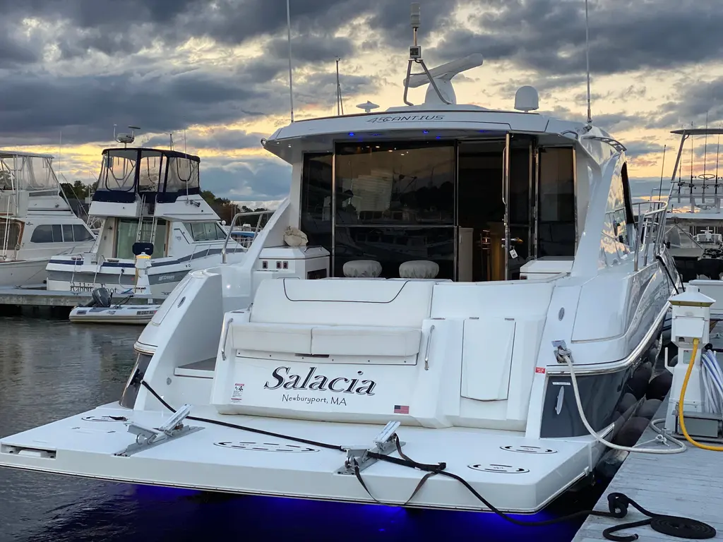 2018 Cruisers Yachts 45 Cantius Yacht For Sale in Danvers MA 2018 Cruisers Yachts 45 Cantius Yacht For Sale in Danvers MA