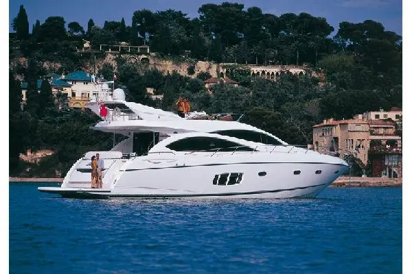 2012 Sunseeker Manhattan 70 Yacht For Sale in Dubai 2012 Sunseeker Manhattan 70 Yacht For Sale in Dubai