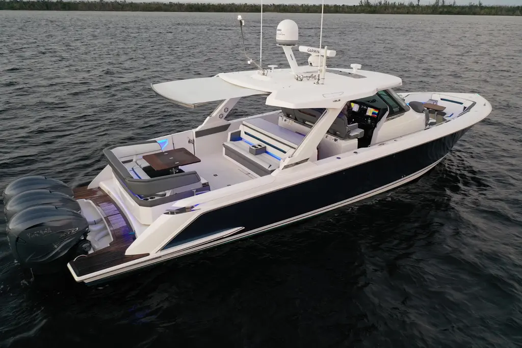 2020 Tiara Yachts 43 LS Yacht For Sale in Lake Ozark MO 2020 Tiara Yachts 43 LS Yacht For Sale in Lake Ozark MO