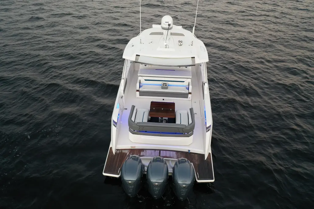 2020 Tiara Yachts 43 LS Yacht For Sale in Lake Ozark MO 2020 Tiara Yachts 43 LS Yacht For Sale in Lake Ozark MO