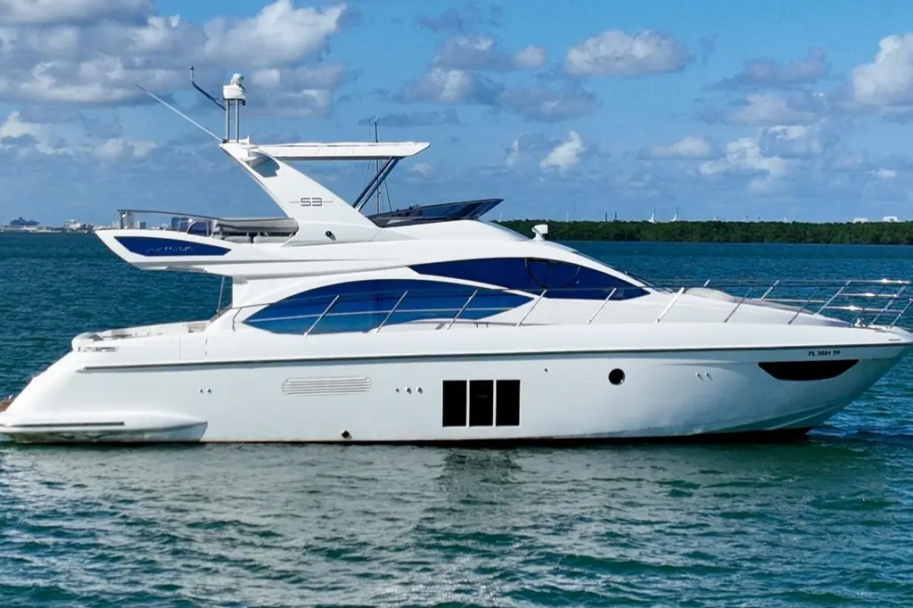2013 Azimut Fly 53 Yacht For Sale in Miami FL 2013 Azimut Fly 53 Yacht For Sale in Miami FL