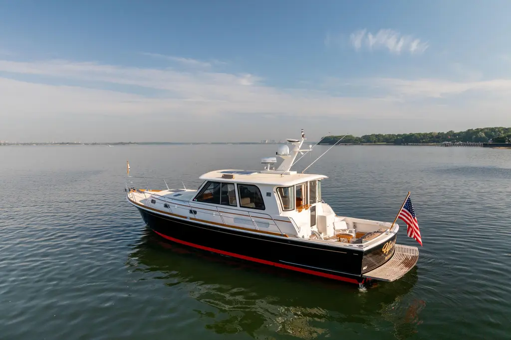 UPTICK 2008 Grand Banks 45 Eastbay SX Yacht For Sale in Port Washington NY UPTICK 2008 Grand Banks 45 Eastbay SX Yacht For Sale in Port Washington NY