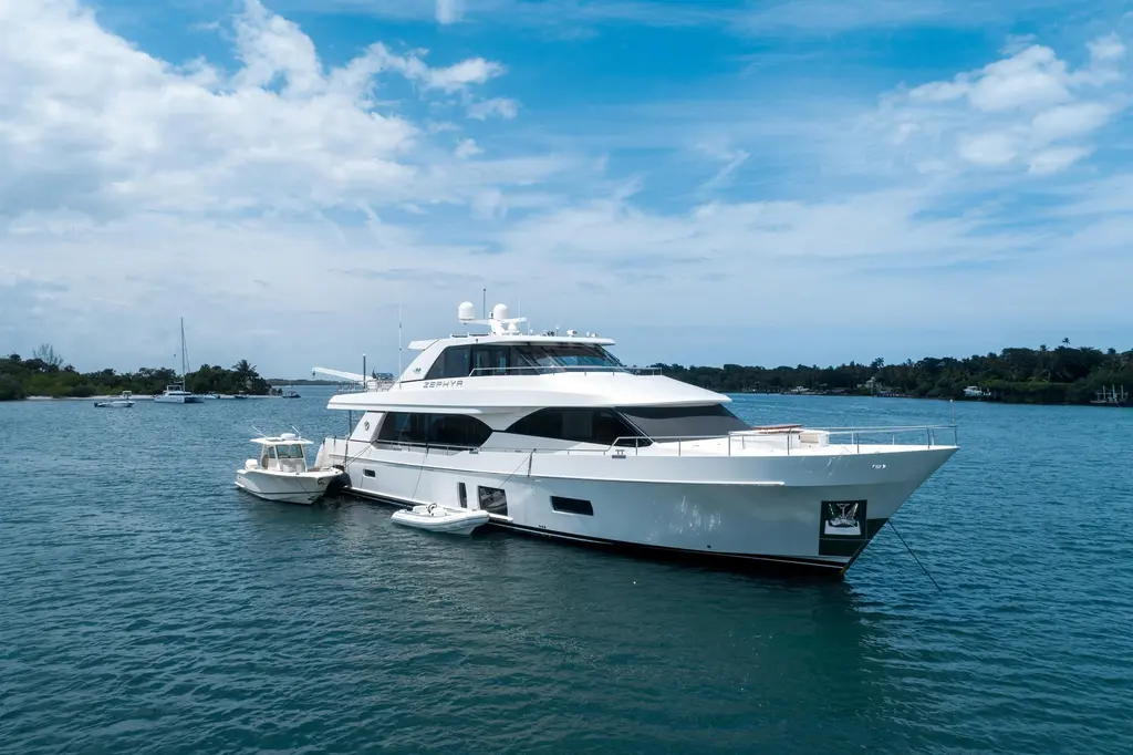 ZEPHYR 2019 Ocean Alexander 100 Motoryacht Yacht For Sale in Stuart FL ZEPHYR 2019 Ocean Alexander 100 Motoryacht Yacht For Sale in Stuart FL
