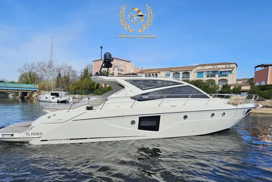 CRANCHI 2019 Cranchi 60 ST Yacht Class Yacht For Sale in Fréjus 83 CRANCHI 2019 Cranchi 60 ST Yacht Class Yacht For Sale in Fréjus 83