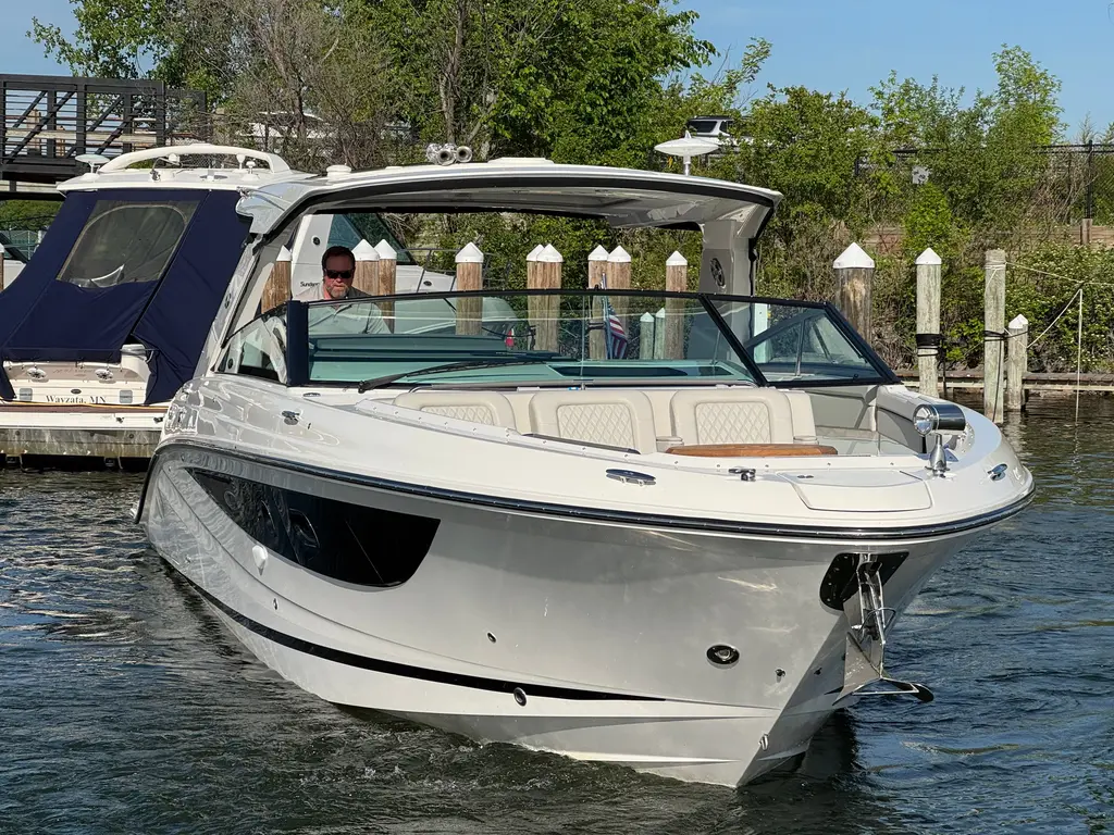 2023 Sea Ray SLX 400 Yacht For Sale in Excelsior MN 2023 Sea Ray SLX 400 Yacht For Sale in Excelsior MN