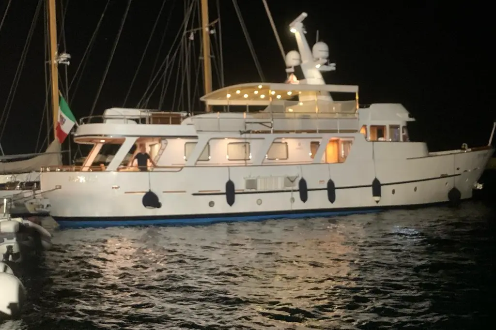 1964 Camper & Nicholsons Secni Navetta Yacht For Sale in Ancona IT-AN 1964 Camper & Nicholsons Secni Navetta Yacht For Sale in Ancona IT-AN