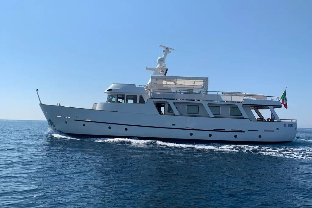 1964 Camper & Nicholsons Secni Navetta Yacht For Sale in Ancona IT-AN 1964 Camper & Nicholsons Secni Navetta Yacht For Sale in Ancona IT-AN