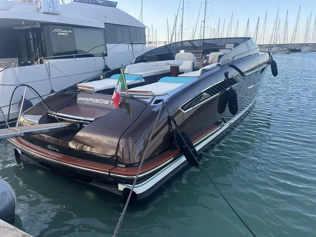 2024 Riva 48' Dolceriva Yacht For Sale in - 2024 Riva 48' Dolceriva Yacht For Sale in -