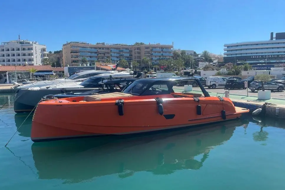 2022 Vanquish Yachts VQ52 Yacht For Sale in Eivissa 2022 Vanquish Yachts VQ52 Yacht For Sale in Eivissa