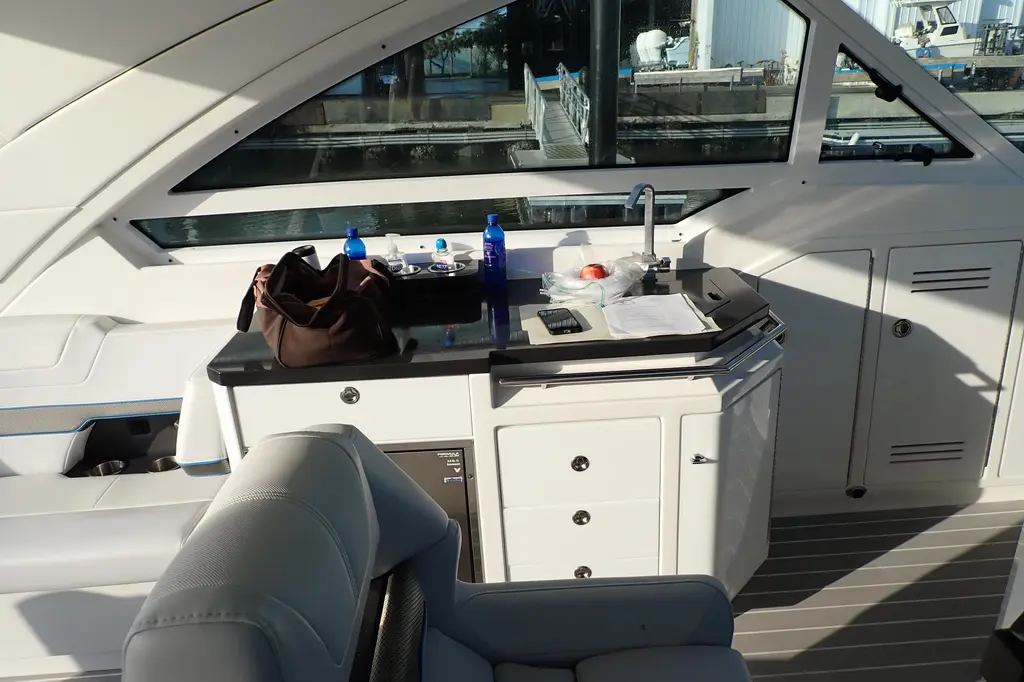 2022 Formula 400 Super Sport Crossover Yacht For Sale in Fort Myers Beach FL 2022 Formula 400 Super Sport Crossover Yacht For Sale in Fort Myers Beach FL