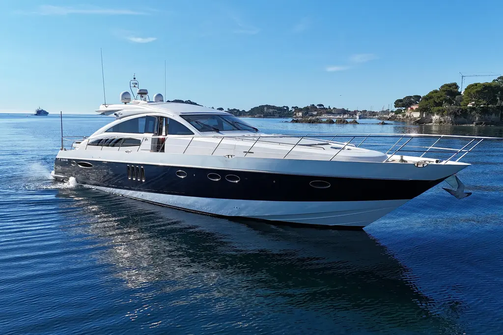 BLUE SOPHIE 2006 Princess V70 Yacht For Sale in Saint-Jean-Cap-Ferrat BLUE SOPHIE 2006 Princess V70 Yacht For Sale in Saint-Jean-Cap-Ferrat