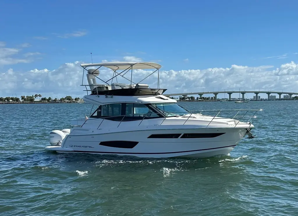 2024 Regal 38 FXO Yacht For Sale in 2024 Regal 38 FXO Yacht For Sale in