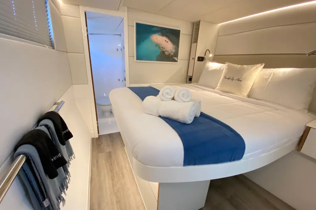 Home Again 2021 Voyage Yachts 590e Yacht For Sale in Frenchmans Cay 