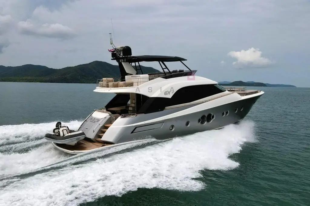 2015 monte carlo yachts mcy 70 na chom thian for sale