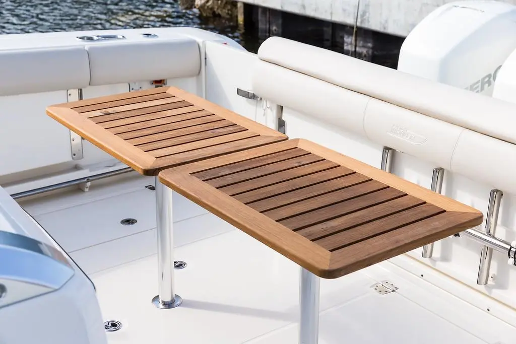 JET LAG 2019 Boston Whaler 420 Outrage Yacht For Sale in Punta Gorda FL JET LAG 2019 Boston Whaler 420 Outrage Yacht For Sale in Punta Gorda FL