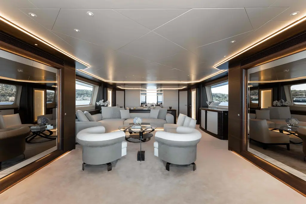 AURA 2006 Alloy Yachts AY32 Yacht For Sale in Monaco AURA 2006 Alloy Yachts AY32 Yacht For Sale in Monaco